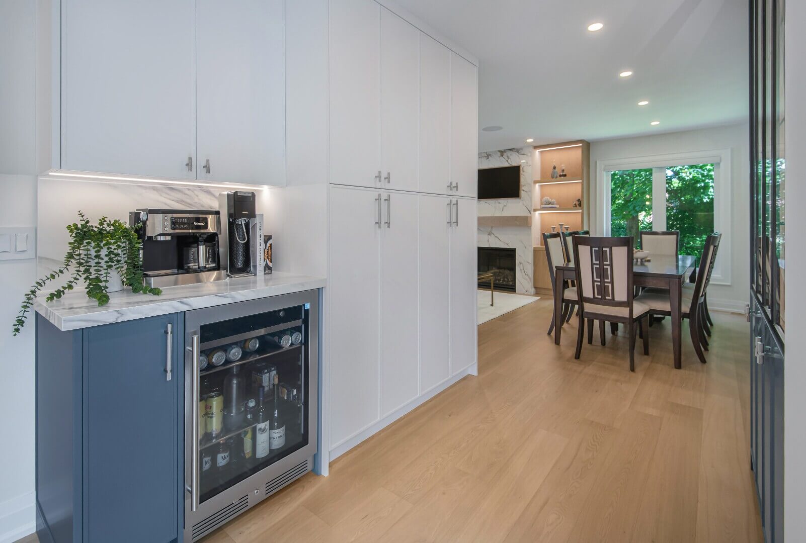 Coffee Bar and Drink Station