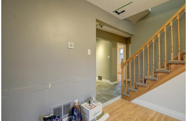 Cynthia Kitchen Before 1