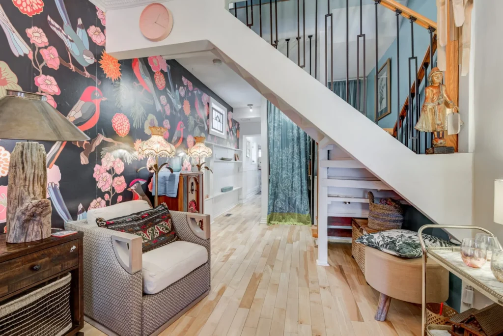 sosna-web-cramped-main-floor-before-renovation