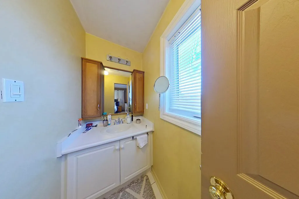 Primary Bathroom Before 1